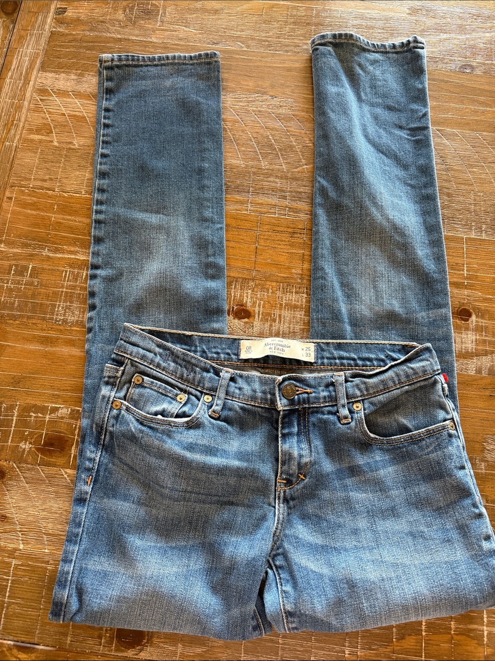 Abercrombie & Fitch Medium Blue “Erin”Women's Skinny Jeans